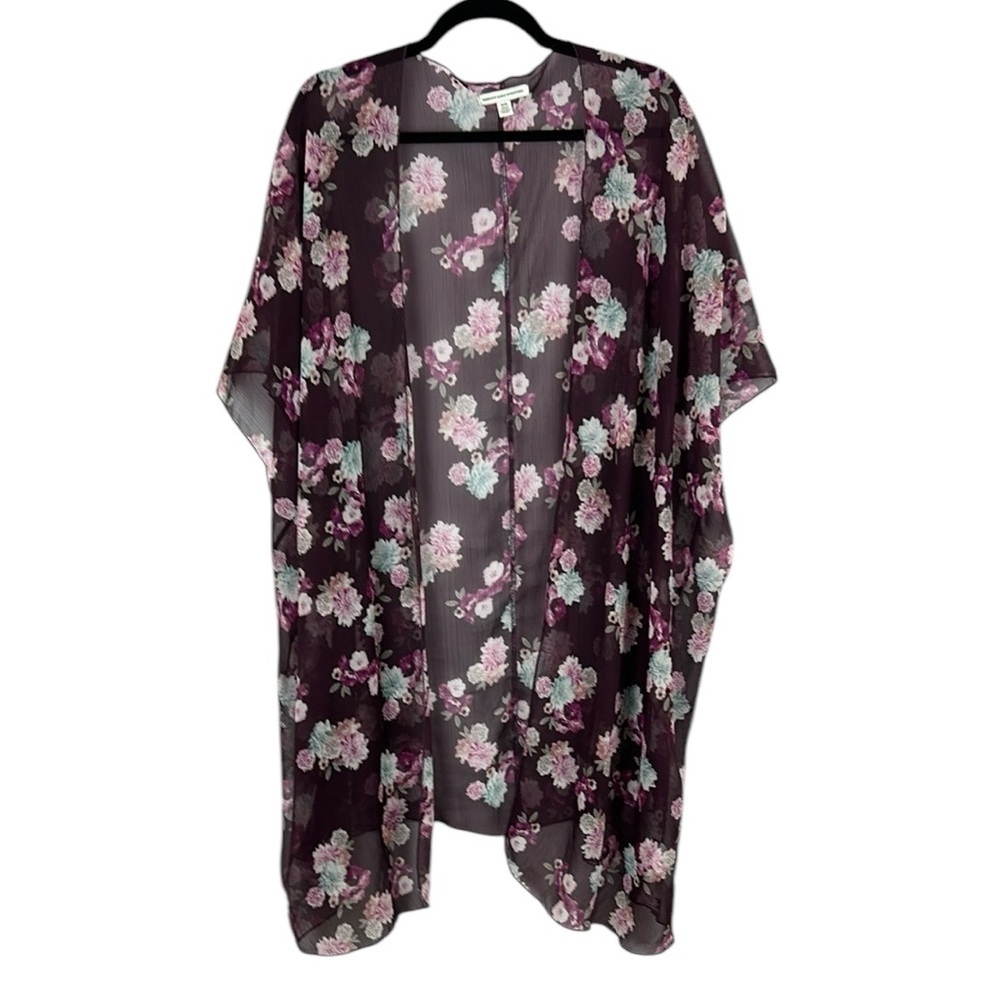 American Eagle Sheer Floral Kimono Size Medium